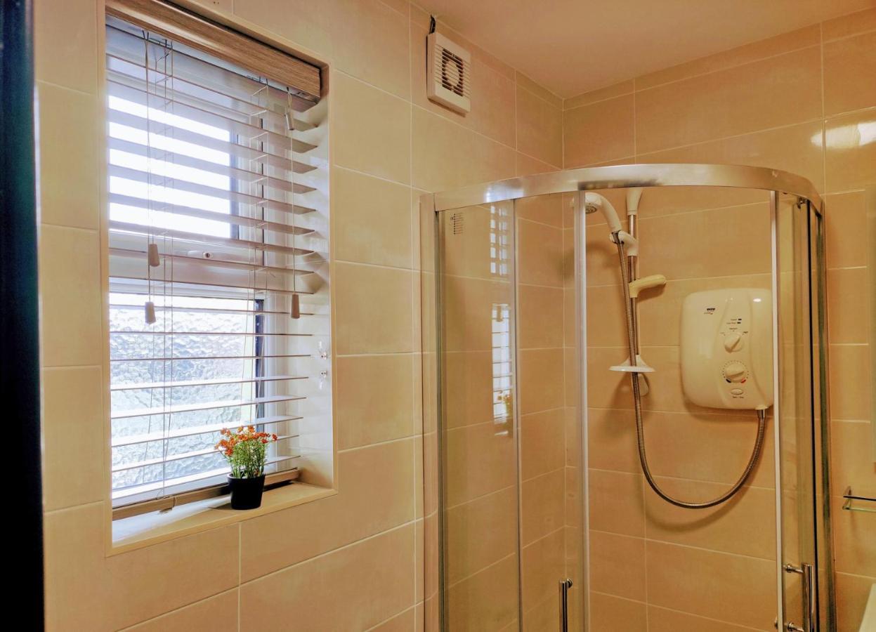 Tralee Townhouse Holiday Home By Trident Holiday Homes Exterior photo